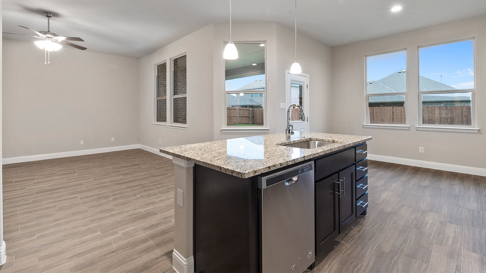10424 Palmetto Street Grand Prairie TX 76065