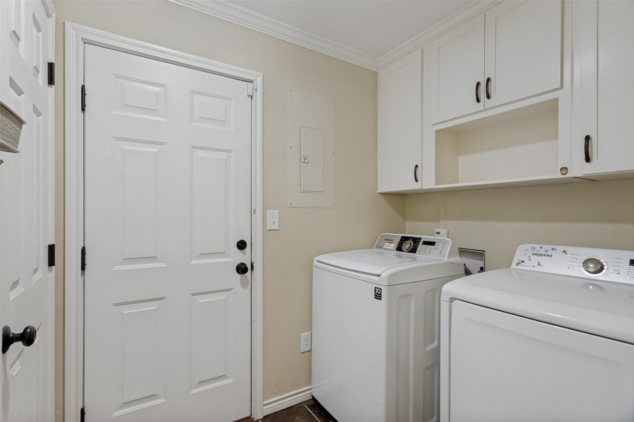 1905 Dakar Road W Fort Worth TX 76116
