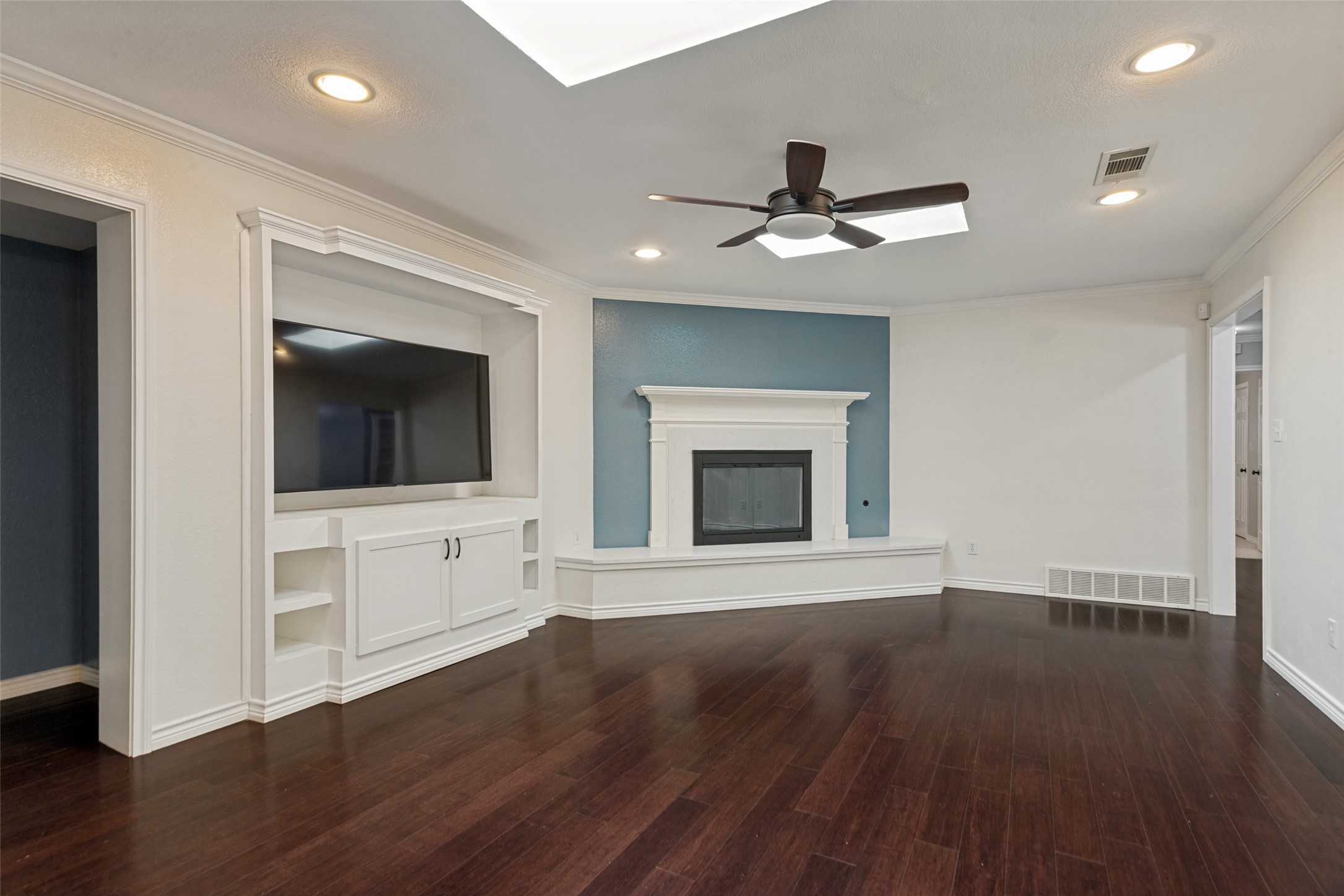1905 Dakar Road W Fort Worth TX 76116