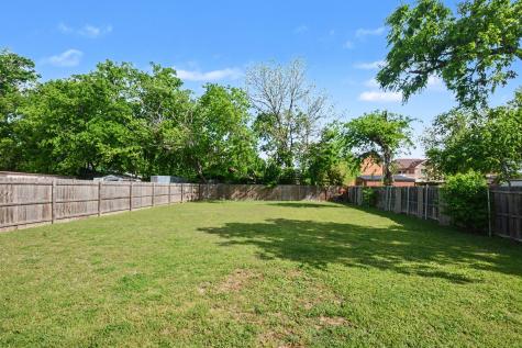 8903 Eden Valley Lane Dallas TX 75217