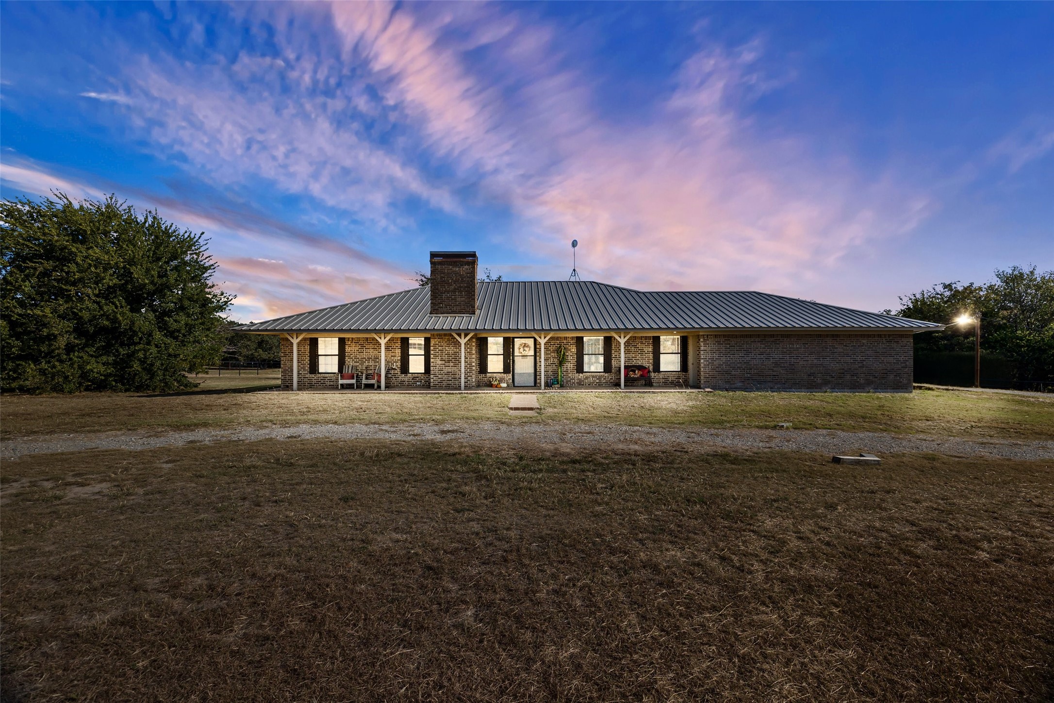 1202 Tanglewood Drive Weatherford TX 76087