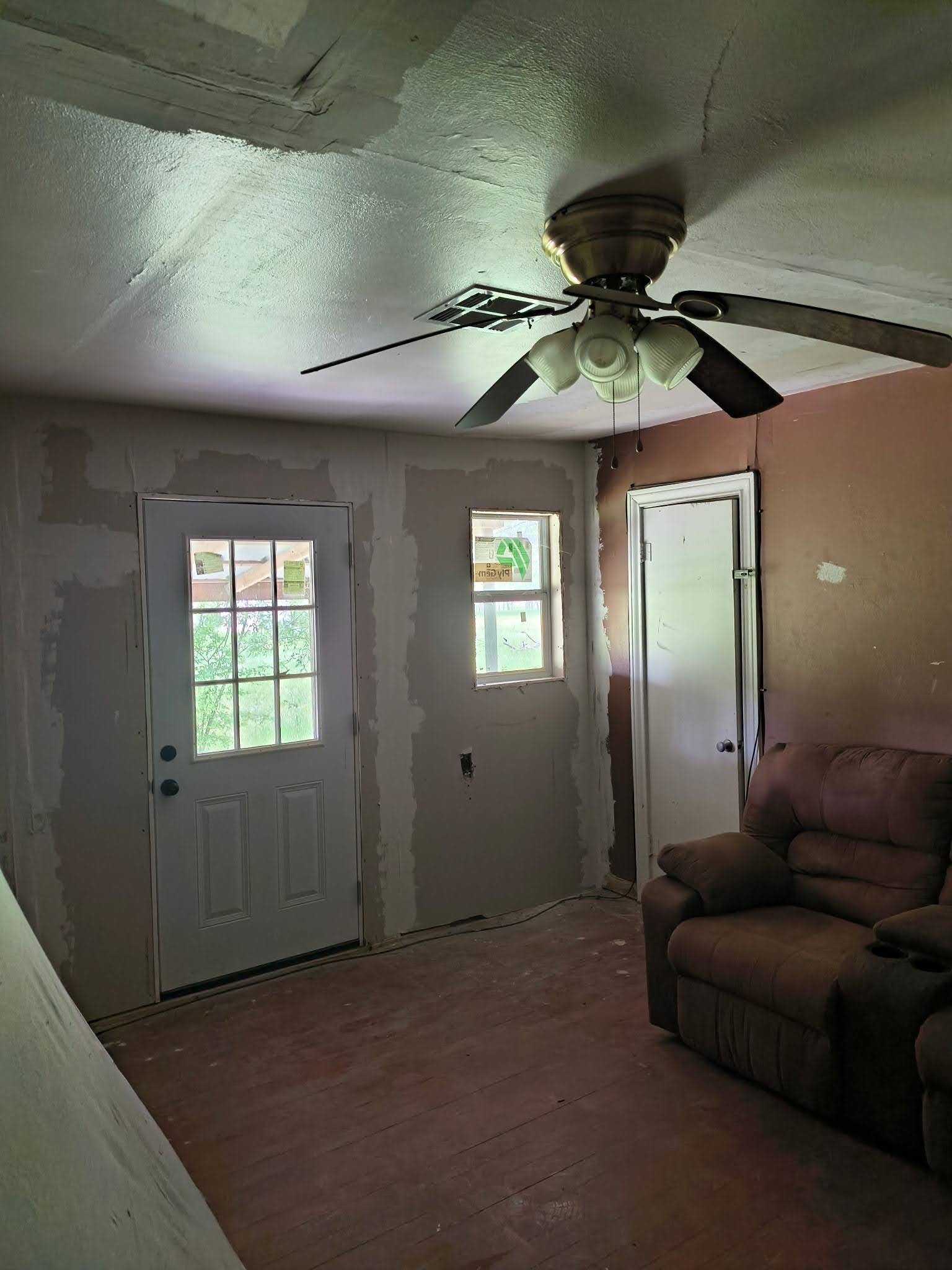 602 S Mignonette Street Kosse TX 76653