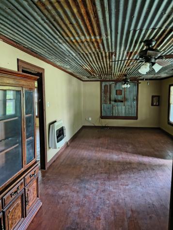 602 S Mignonette Street Kosse TX 76653
