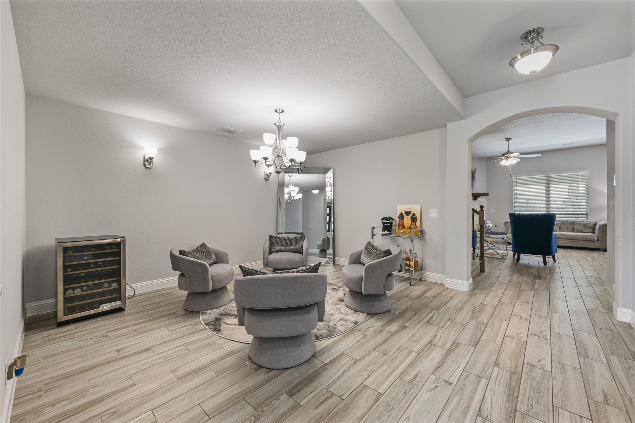 933 Vista Lane Desoto TX 75115