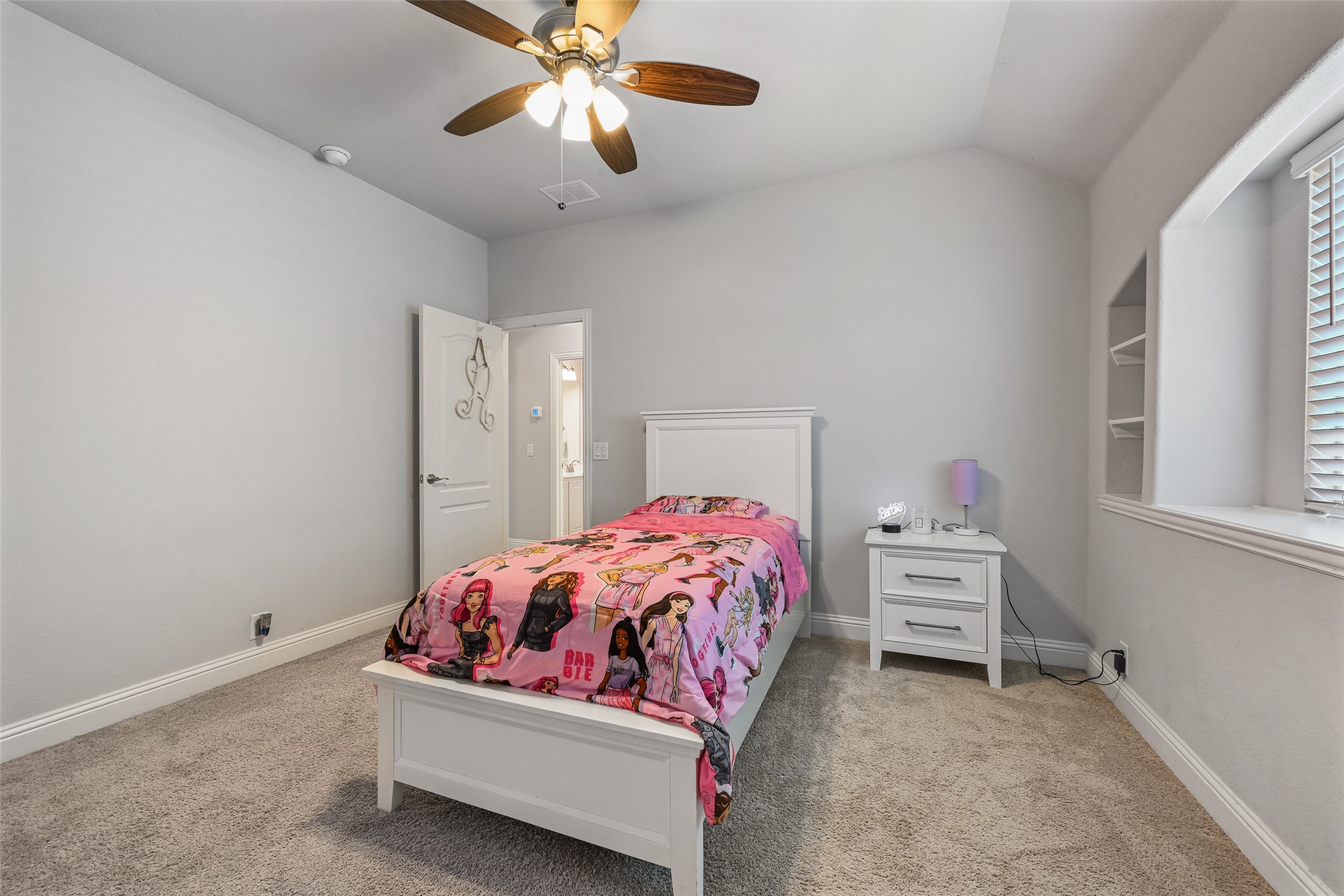 933 Vista Lane Desoto TX 75115
