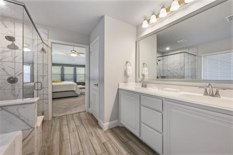 933 Vista Lane Desoto TX 75115