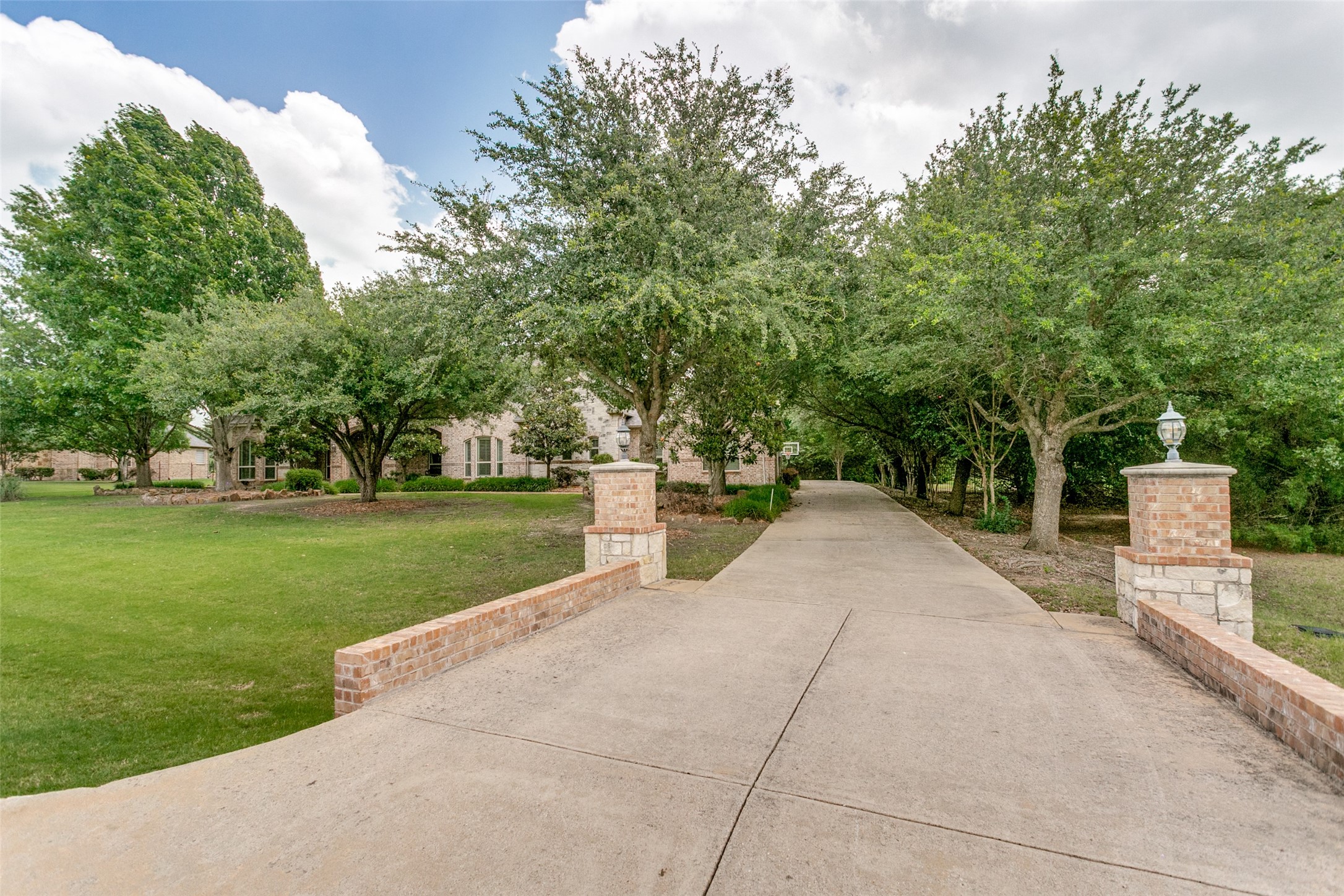 2805 Elizabeth Court Lucas TX 75002