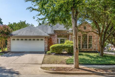 5400 Glacier Court Fort Worth TX 76137