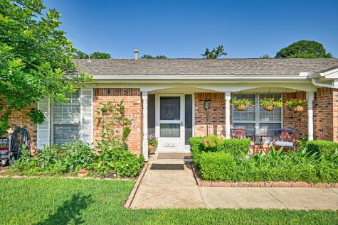 2412 Monterrey Street Arlington TX 76015