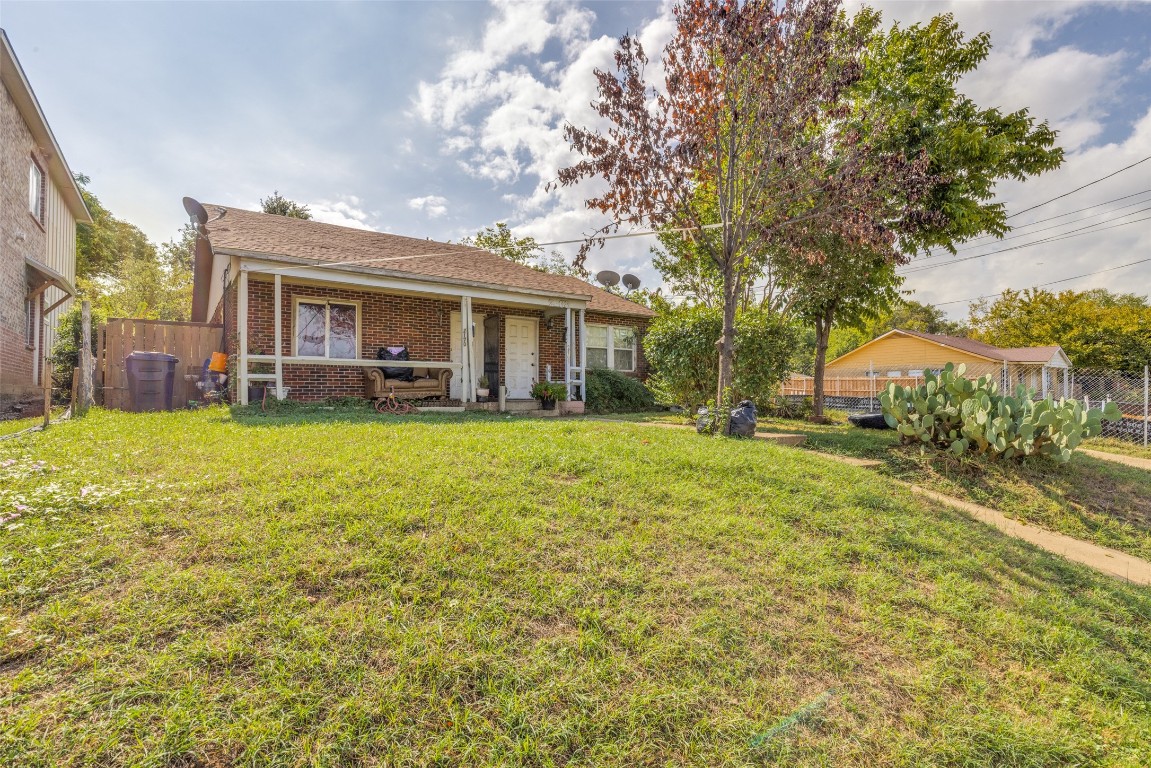 2170 Lovedale Avenue Dallas TX 75235