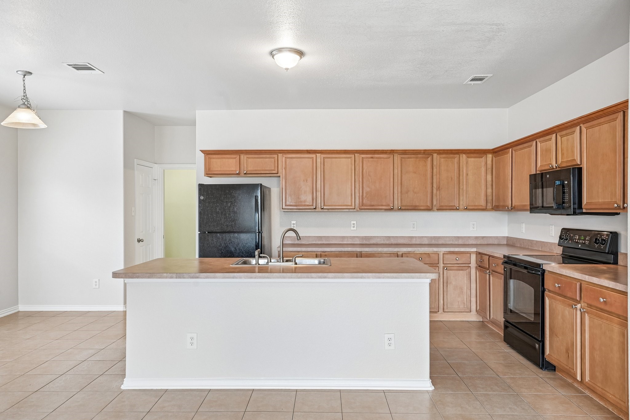 421 Braewick Drive Fort Worth TX 76131