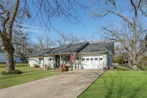 208 Mission Street Glen Rose TX 76043