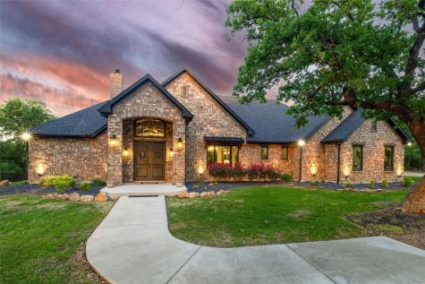 204 Shady Oaks Drive Runaway Bay TX 76426
