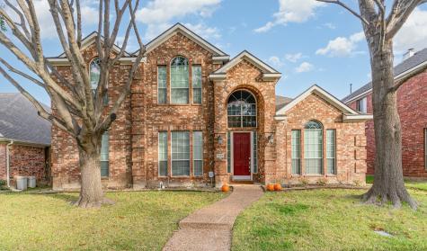 9300 Sterling Gate Drive Mckinney TX 75072