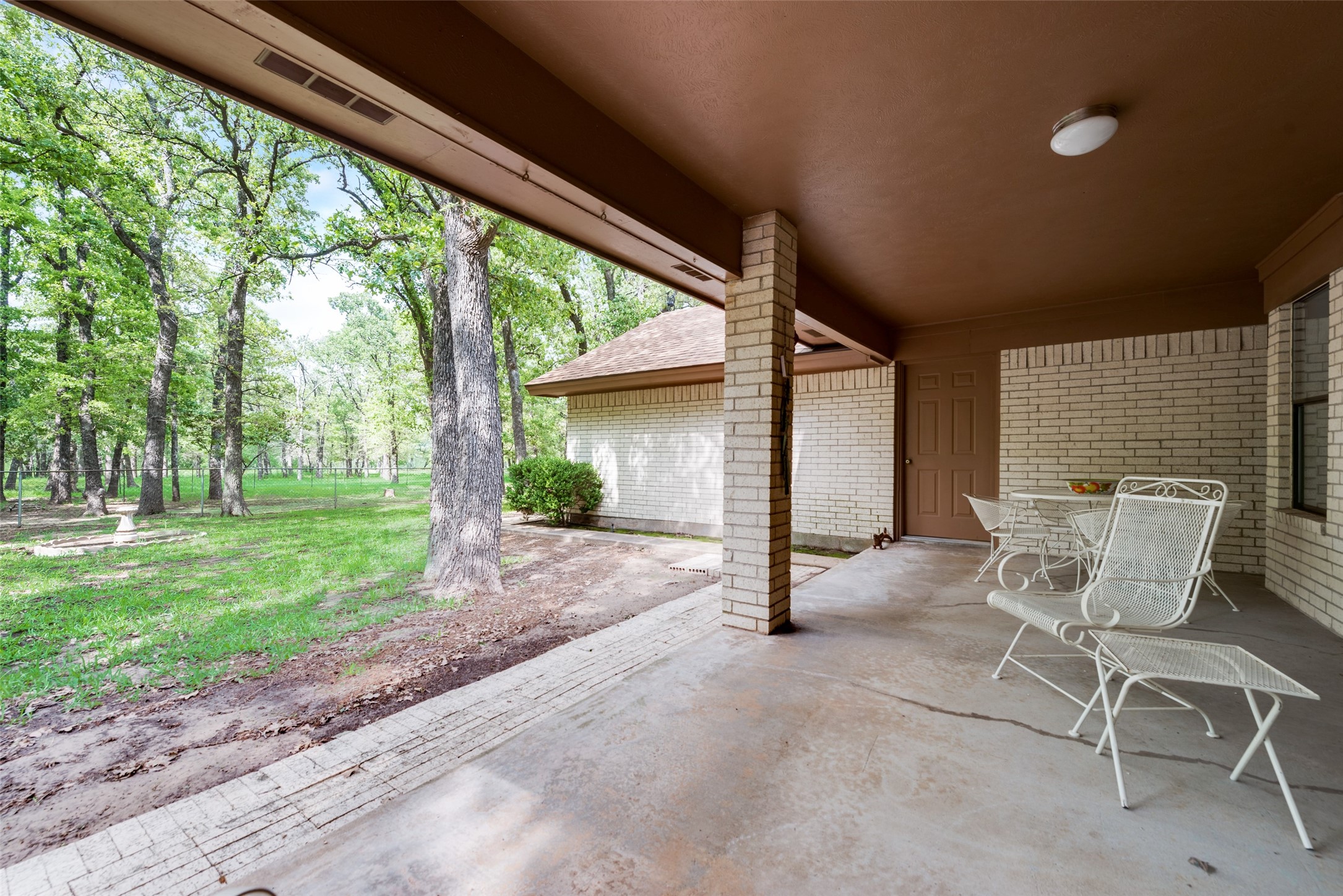 460 J E Woody Road Springtown TX 76082