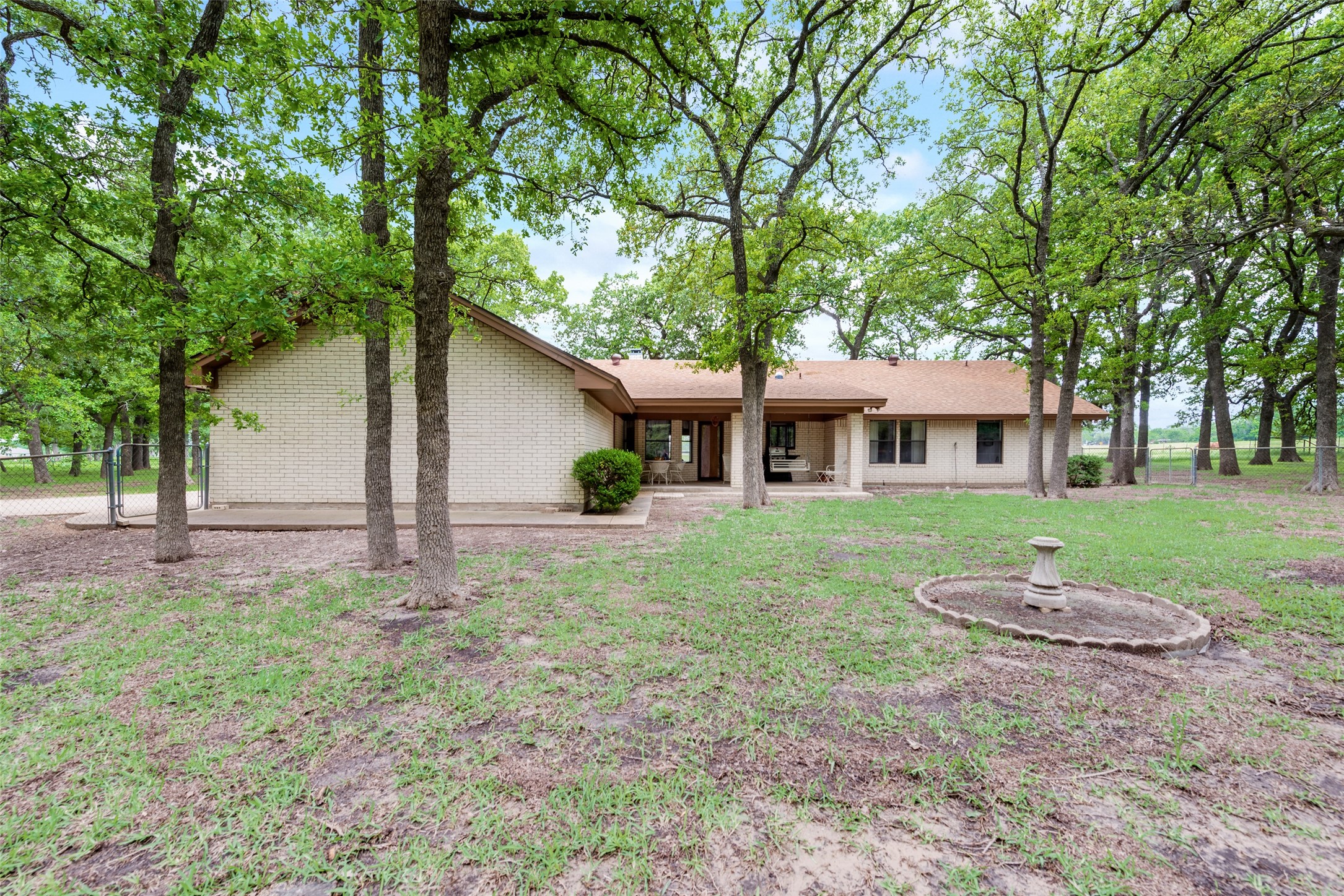 460 J E Woody Road Springtown TX 76082
