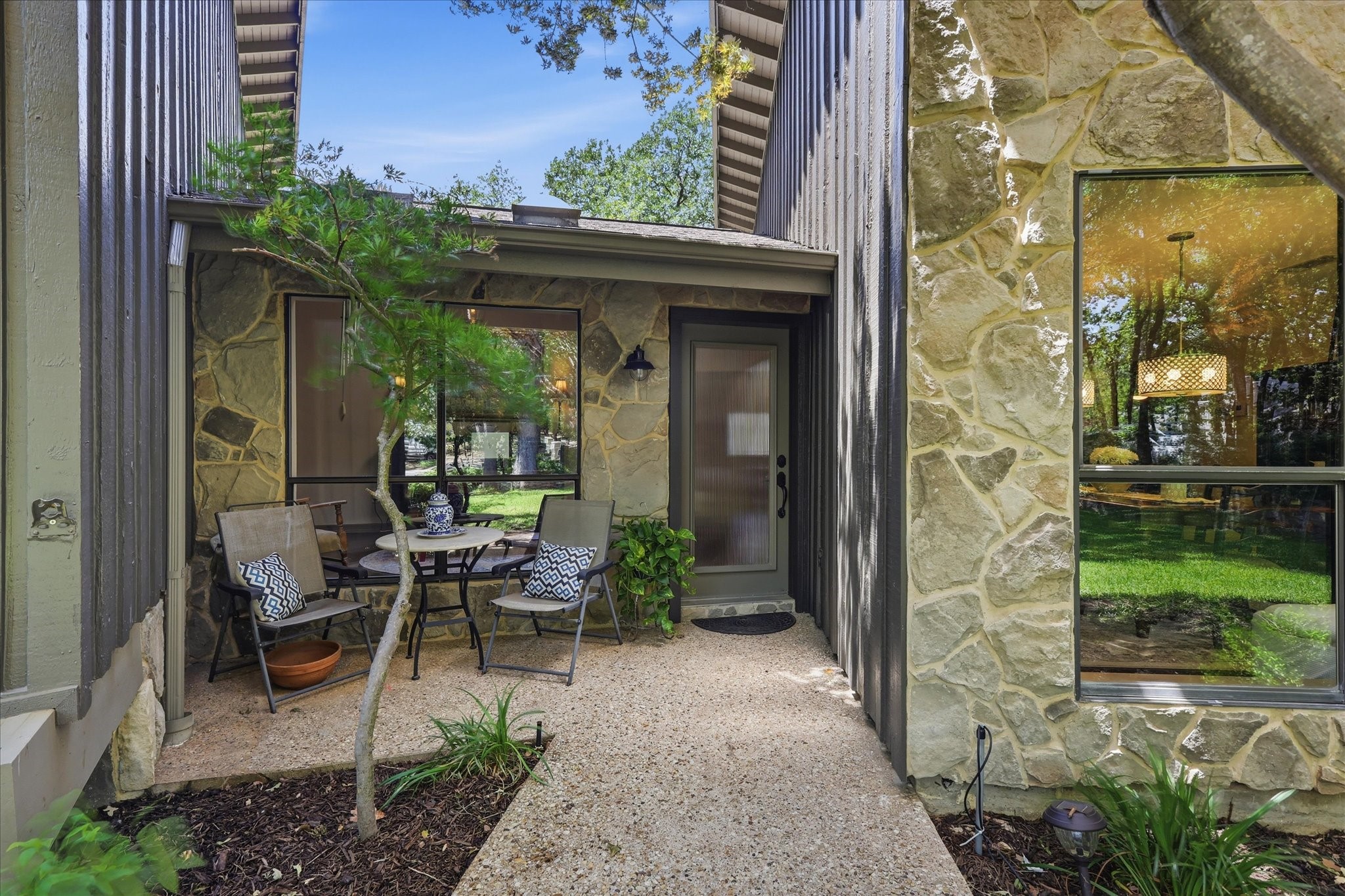 5 Country Place Circle Dalworthington Gardens TX 76016