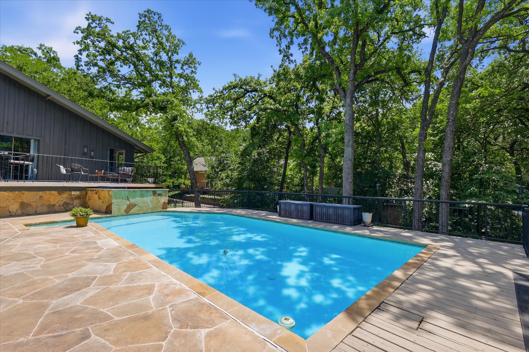 5 Country Place Circle Dalworthington Gardens TX 76016
