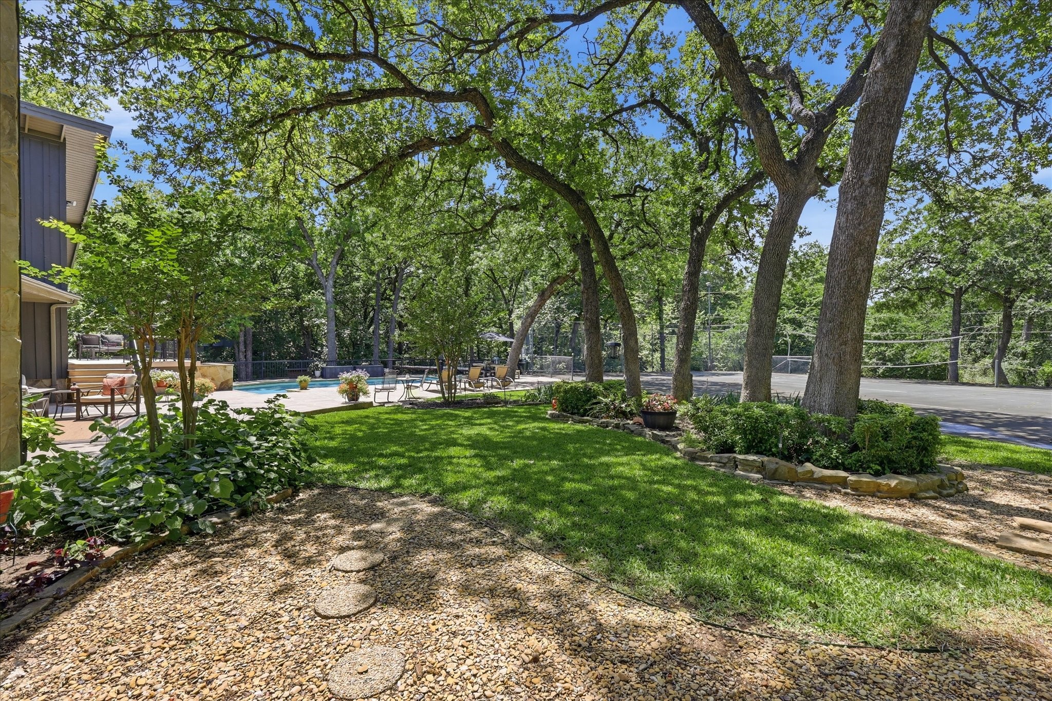 5 Country Place Circle Dalworthington Gardens TX 76016