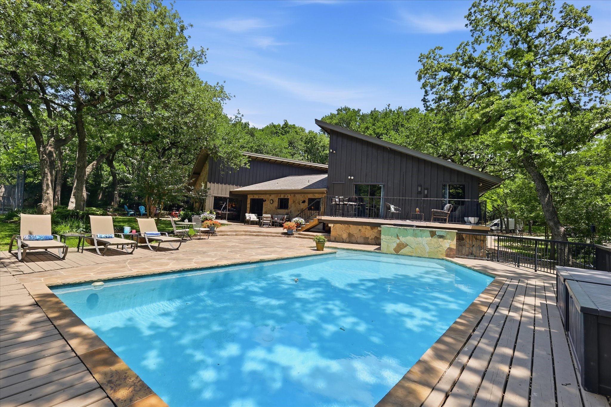 5 Country Place Circle Dalworthington Gardens TX 76016