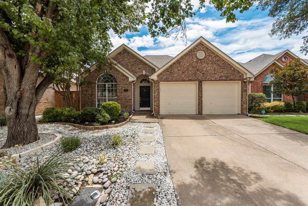 204 Wellington Road Irving TX 75063