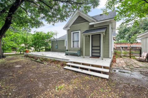 1004 W 5th Avenue Corsicana TX 75110