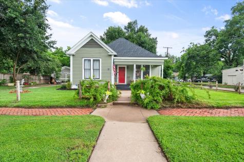 1004 W 5th Avenue Corsicana TX 75110