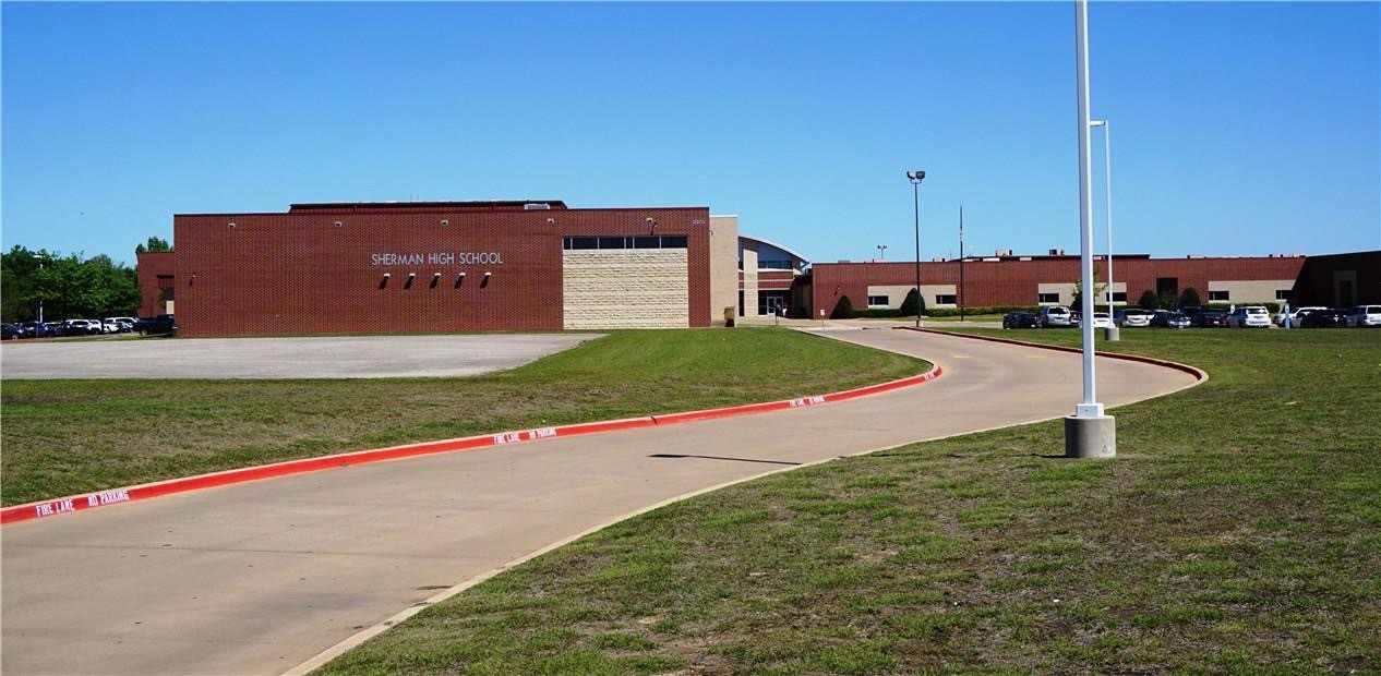 617 Patricia Drive Sherman TX 75090