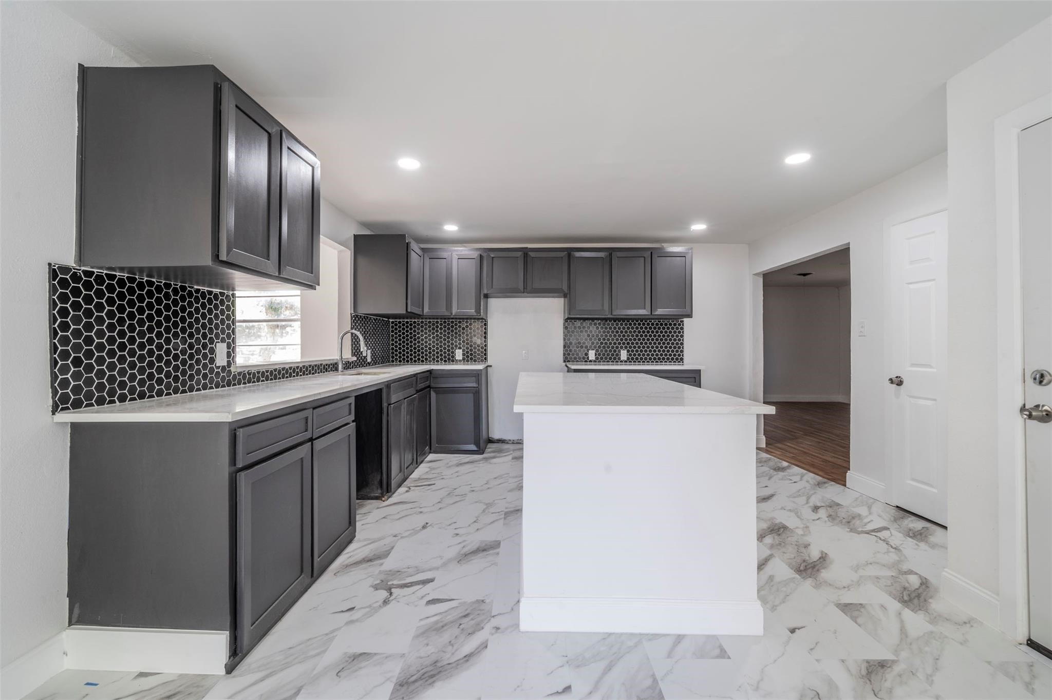 4140 Rufe Snow Drive North Richland Hills TX 76180