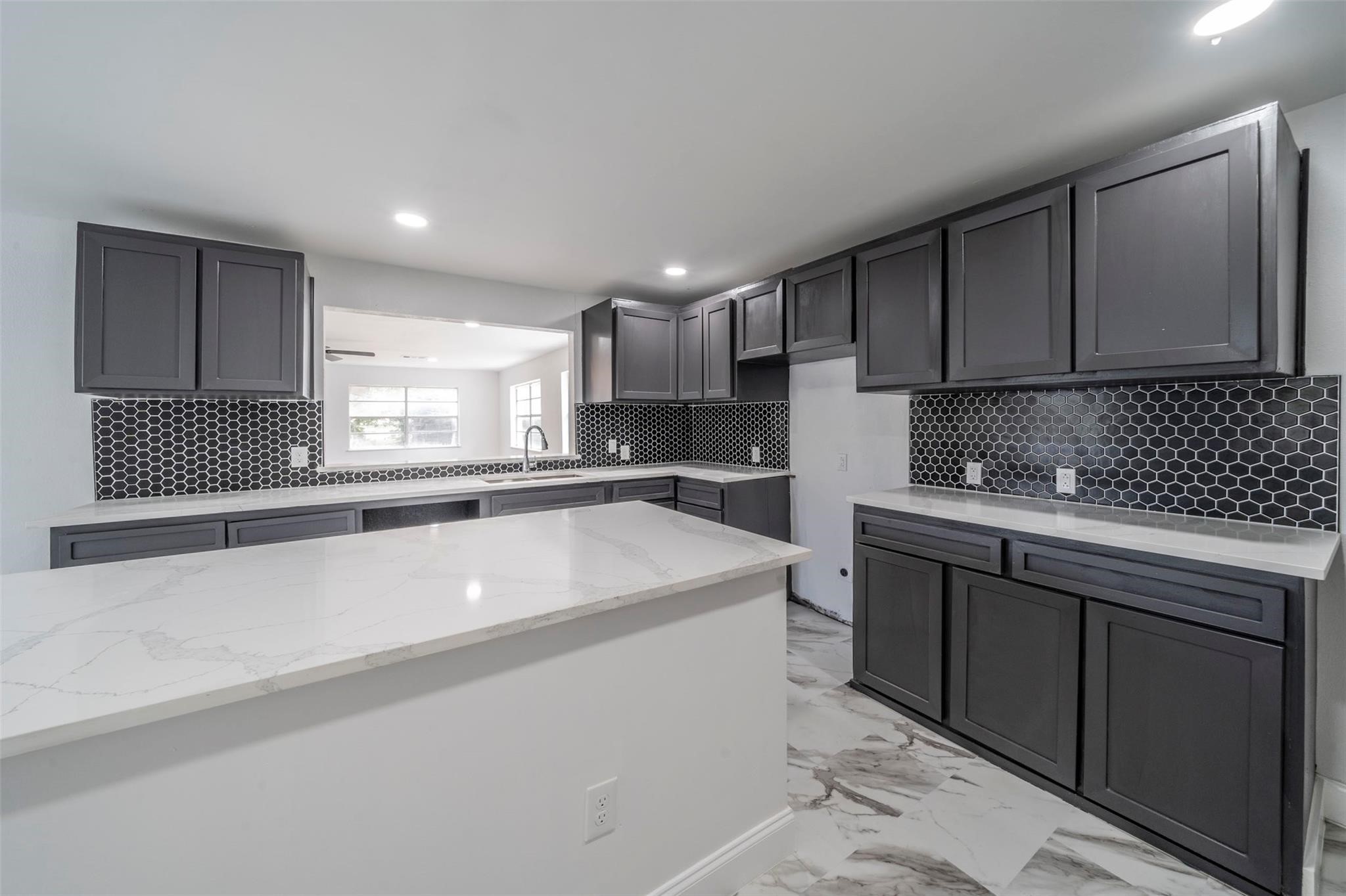 4140 Rufe Snow Drive North Richland Hills TX 76180