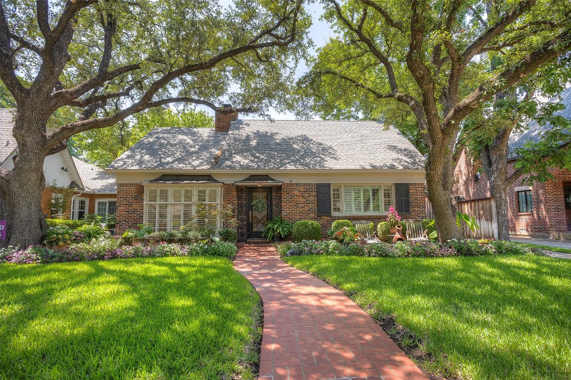2025 Hawthorne Avenue Fort Worth TX 76110