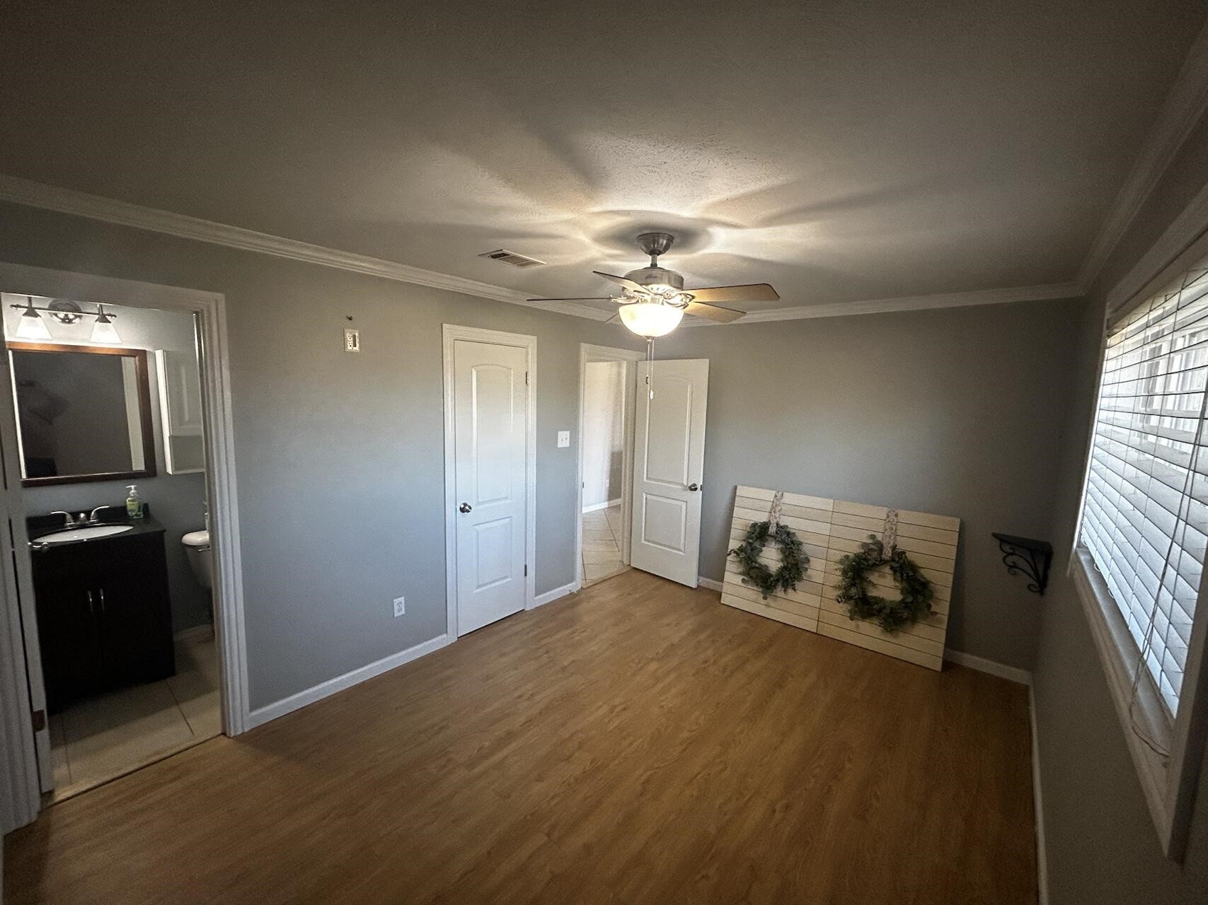 602 Janann Street Euless TX 76039