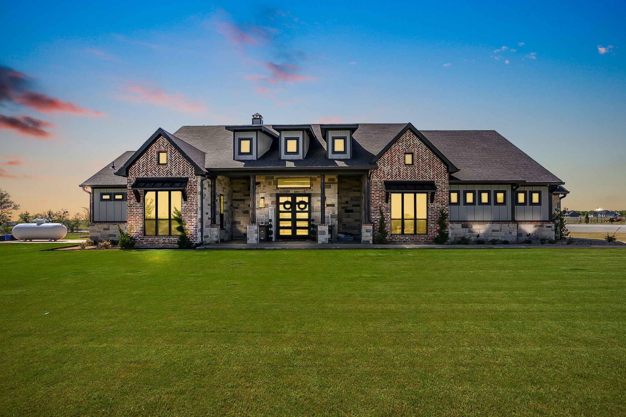 8701 County Road 1129 Godley TX 76044