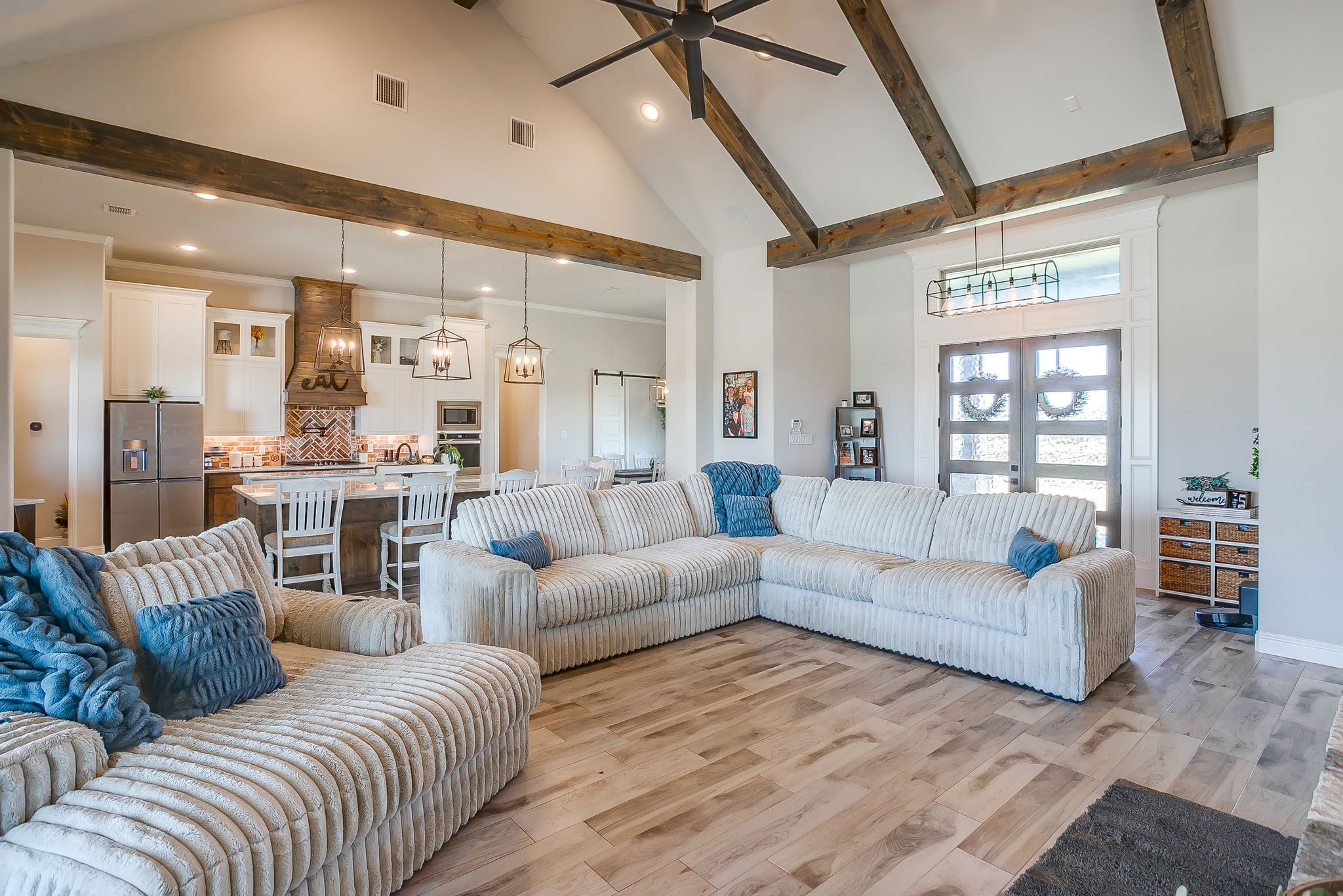 8701 County Road 1129 Godley TX 76044