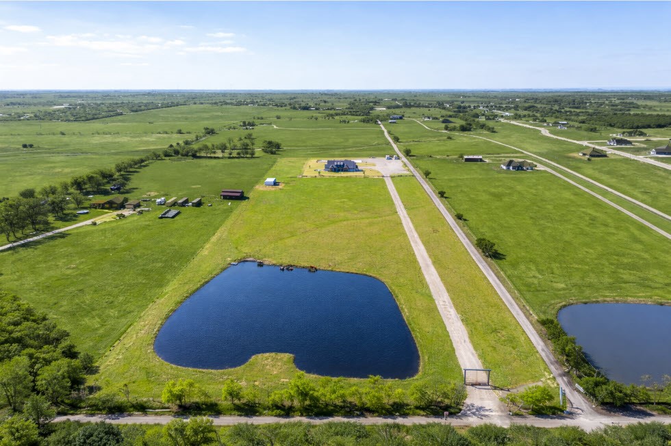 8701 County Road 1129 Godley TX 76044