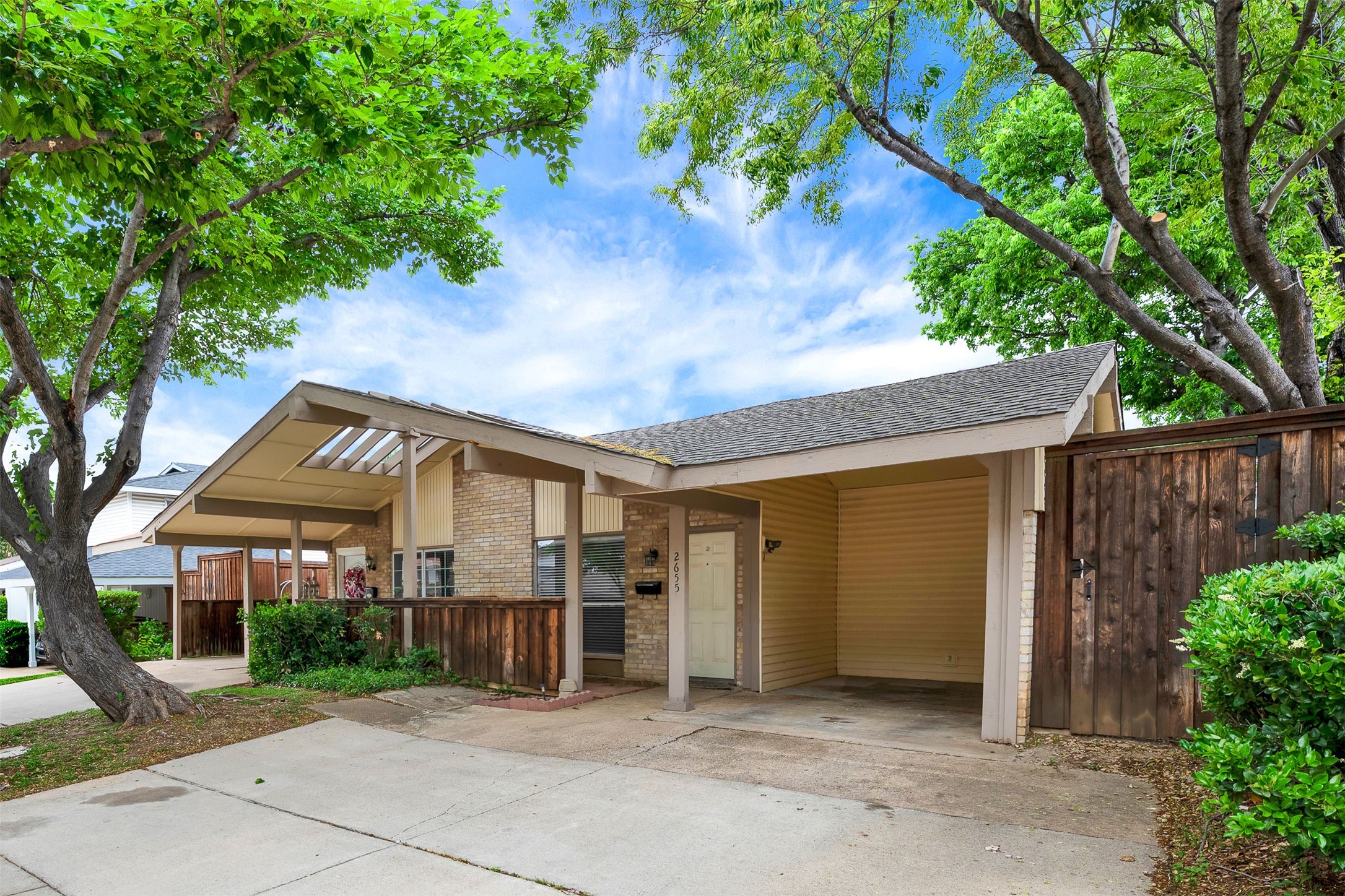 2655 Via Cordova Carrollton TX 75006