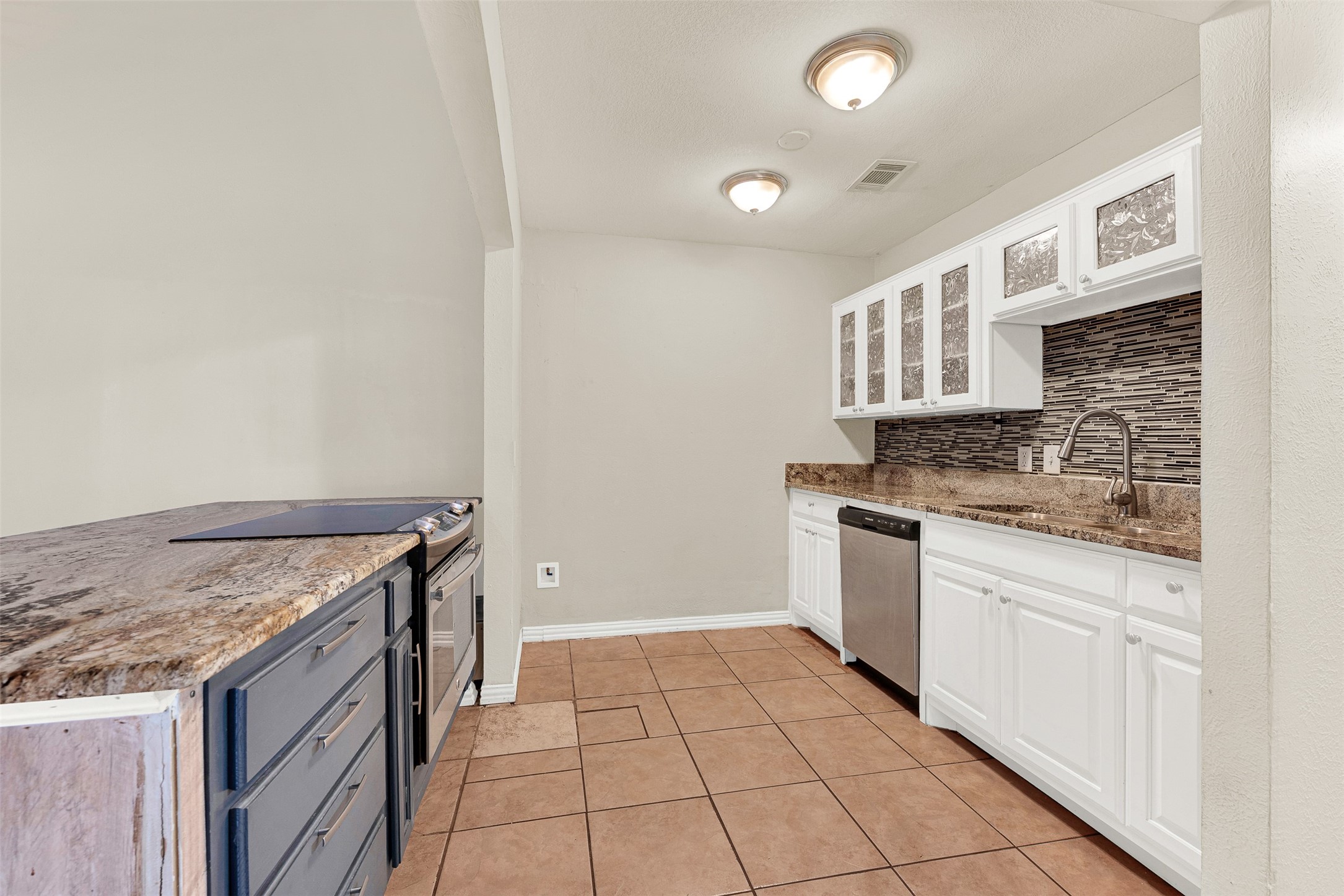 2655 Via Cordova Carrollton TX 75006