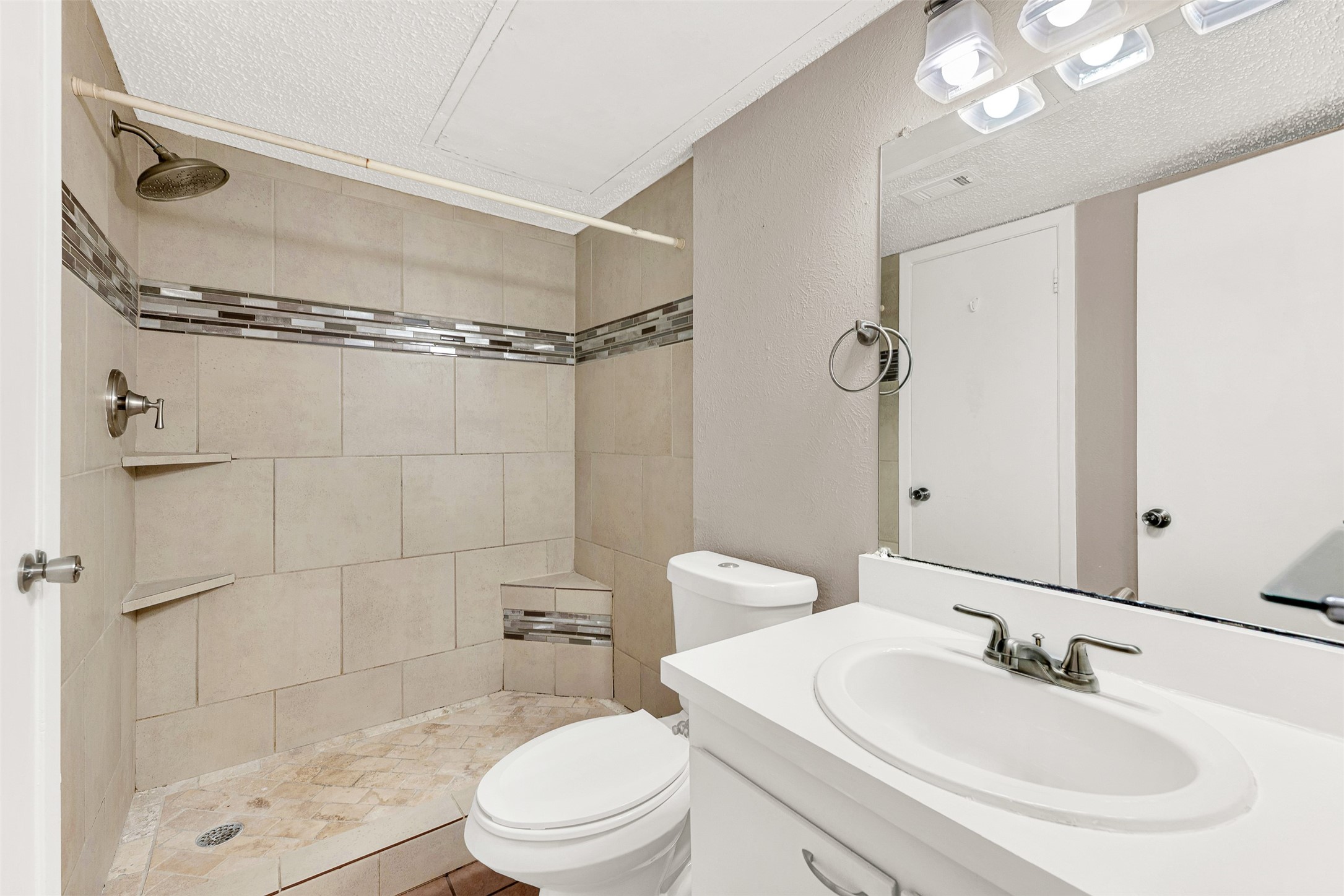 2655 Via Cordova Carrollton TX 75006