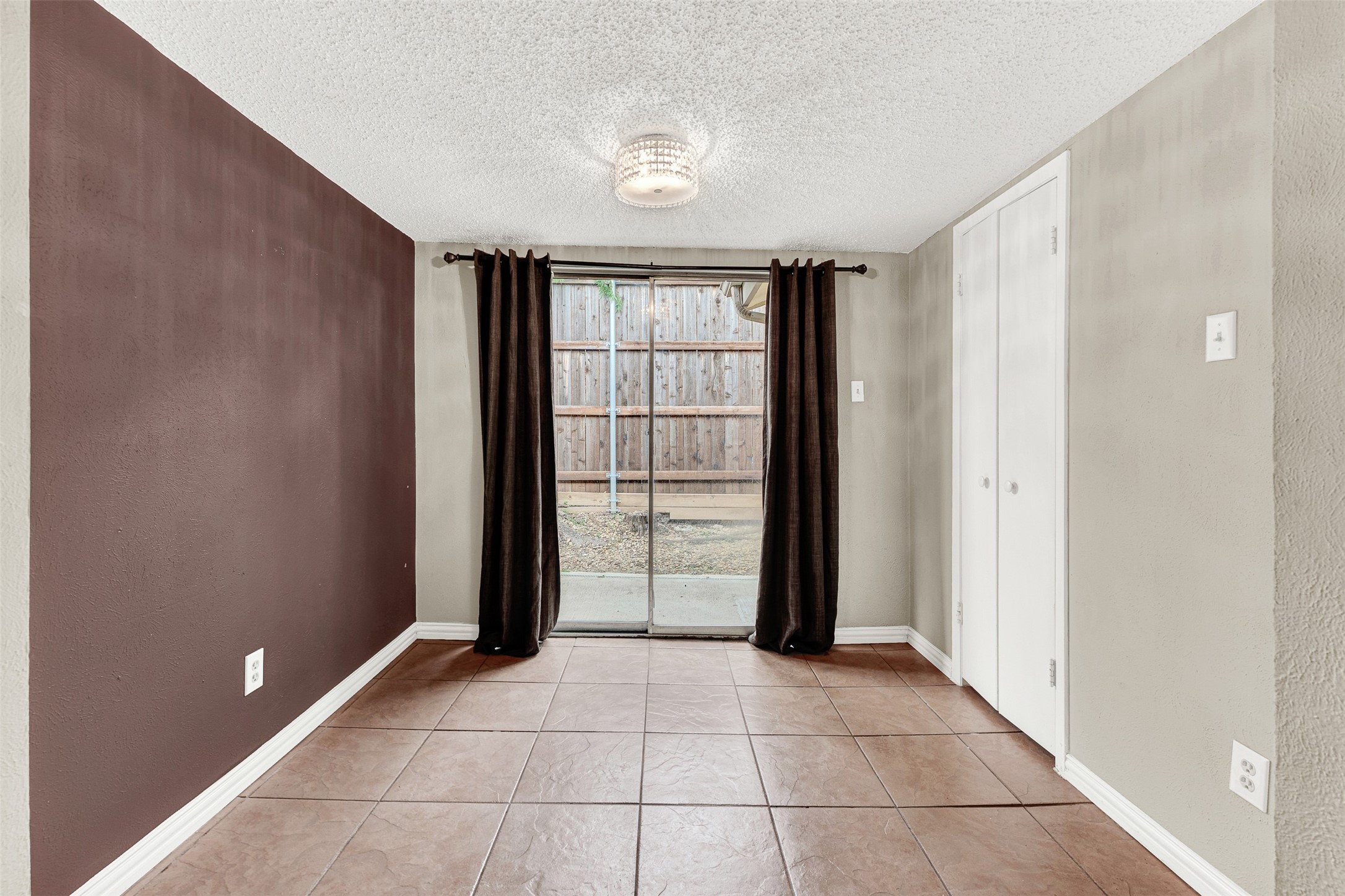 2655 Via Cordova Carrollton TX 75006
