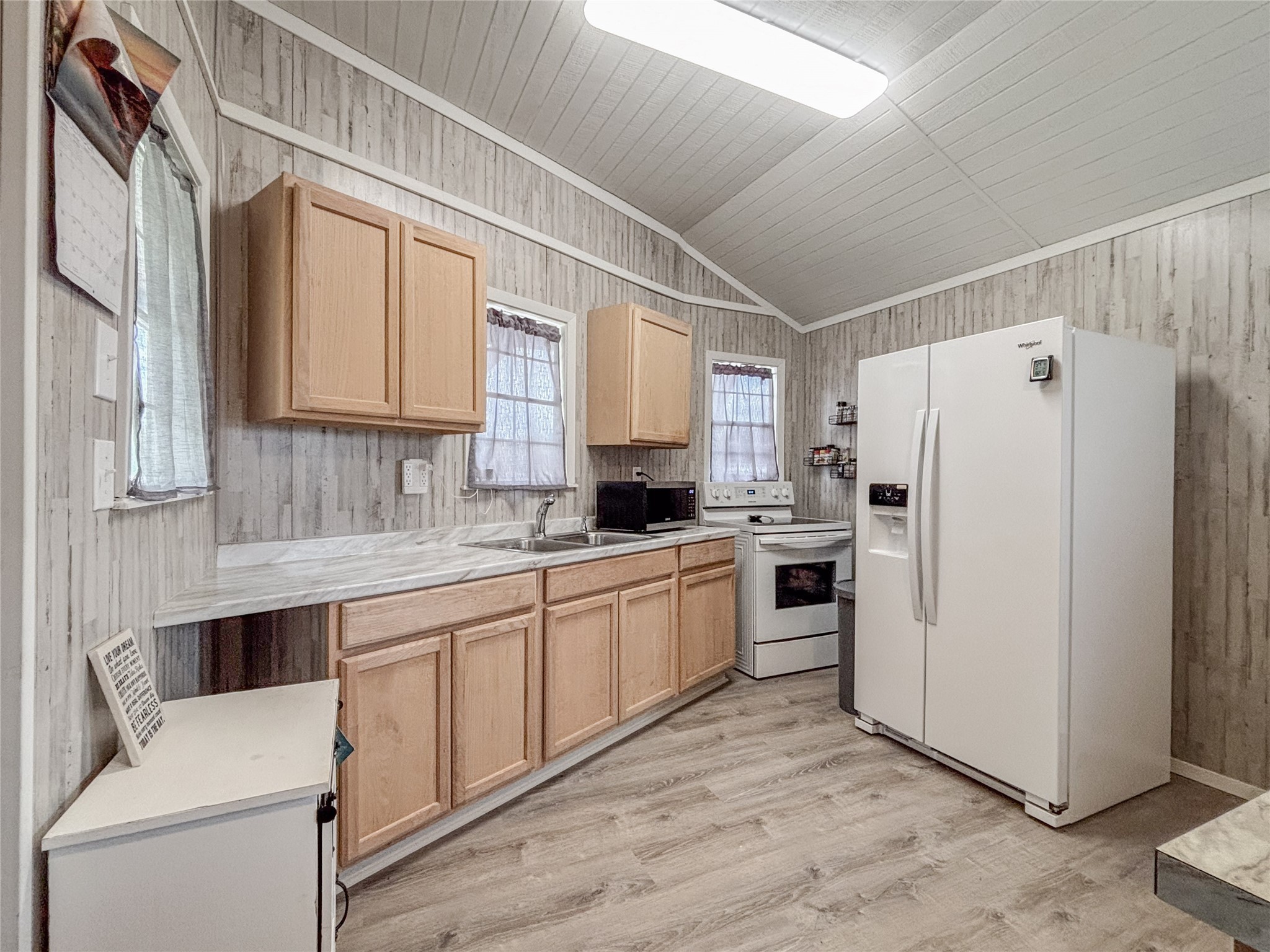 386 N Rock Creek Road Waco TX 76708
