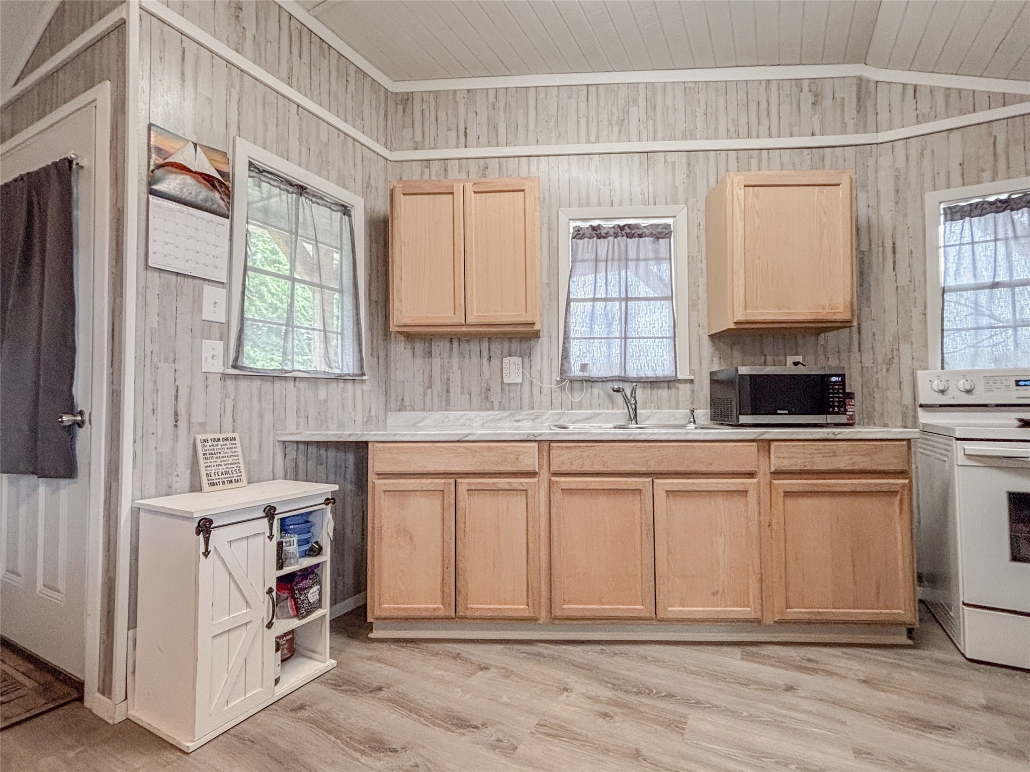 386 N Rock Creek Road Waco TX 76708