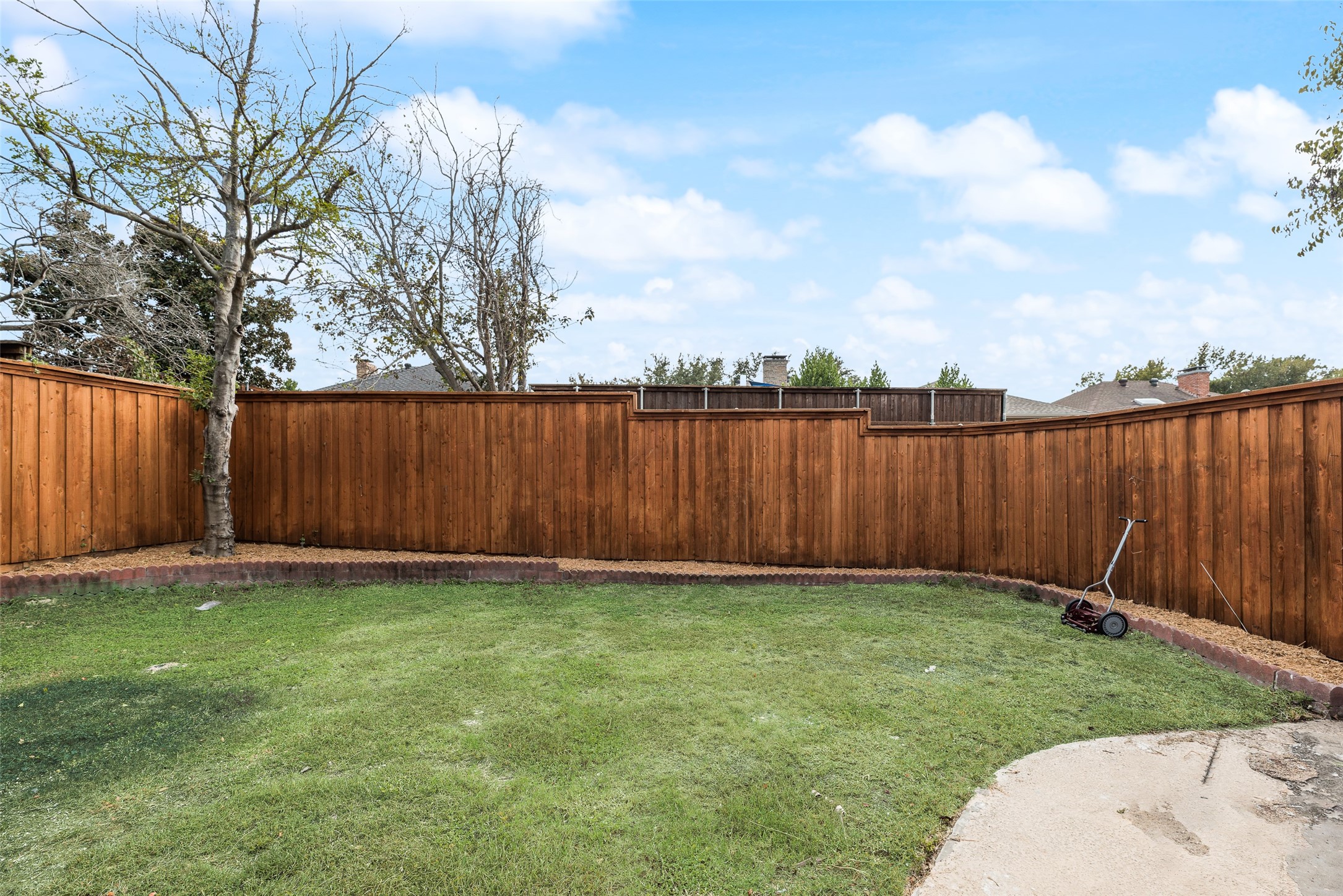 6406 Redpine Road Dallas TX 75248