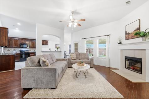 3818 Downing Drive Midlothian TX 76065