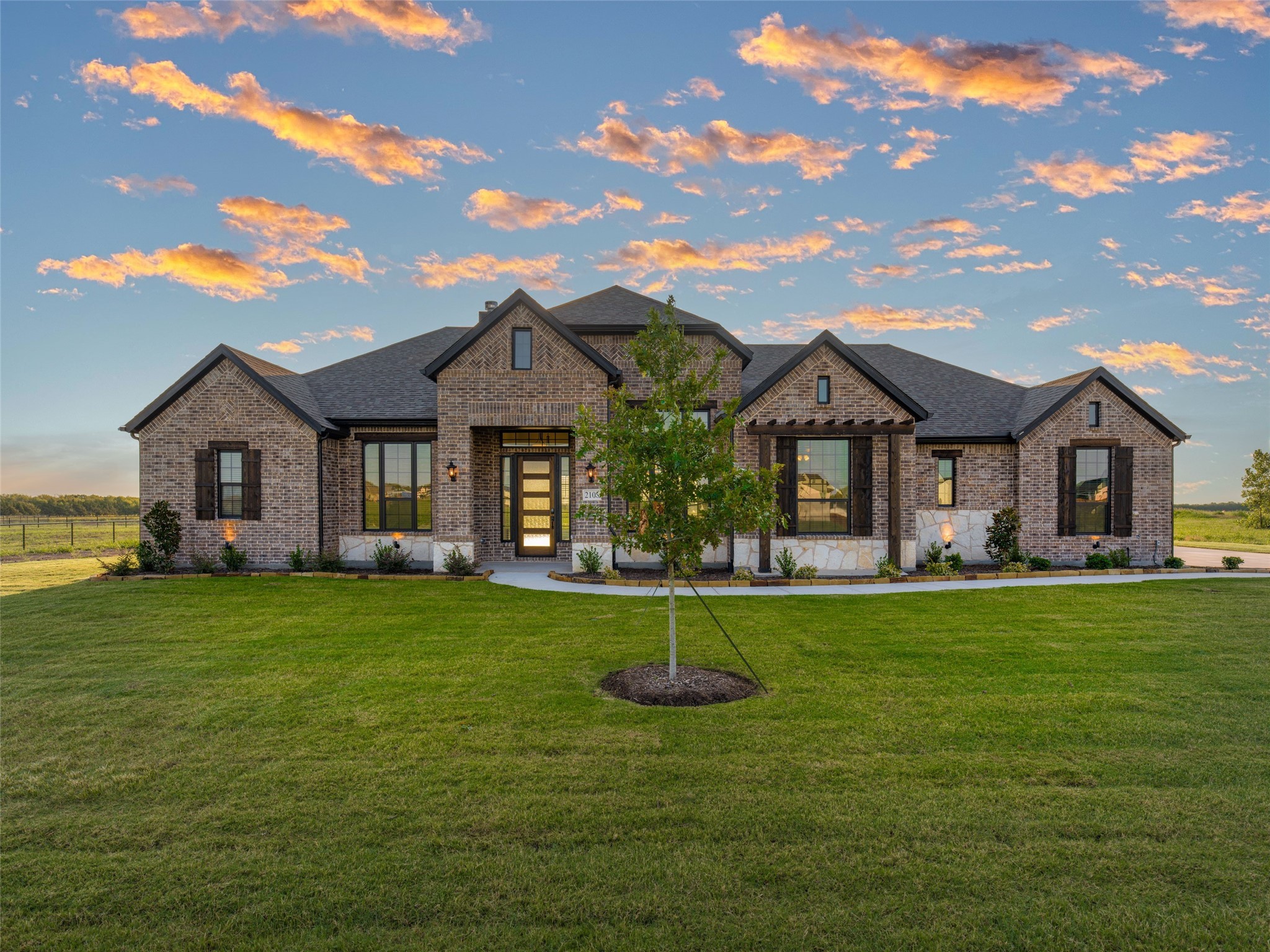 2108 Charters Circle Nevada TX 75173
