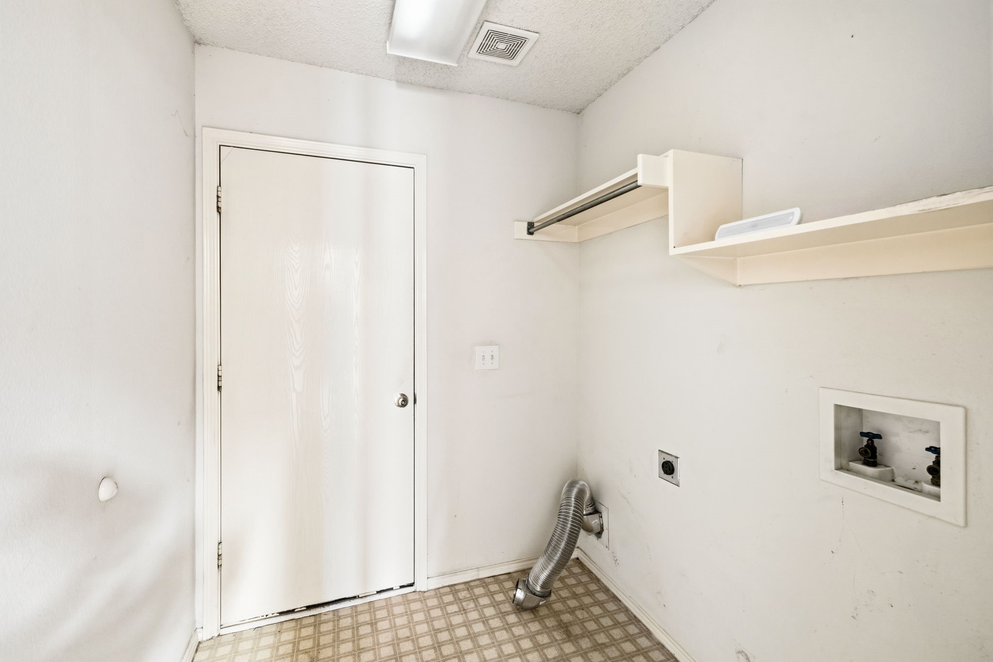 702 Lake Bridge Drive Lake Dallas TX 75065