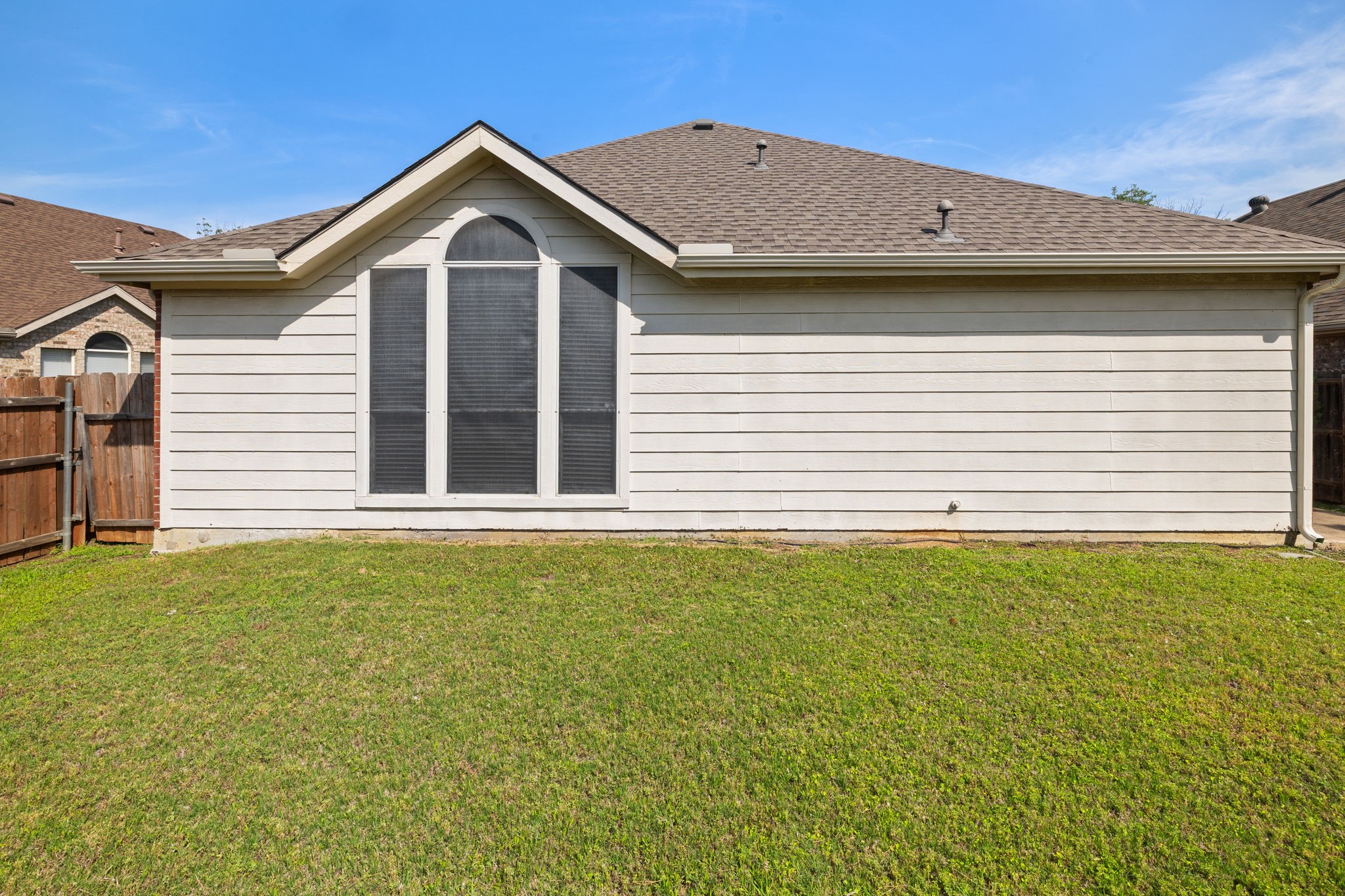 702 Lake Bridge Drive Lake Dallas TX 75065