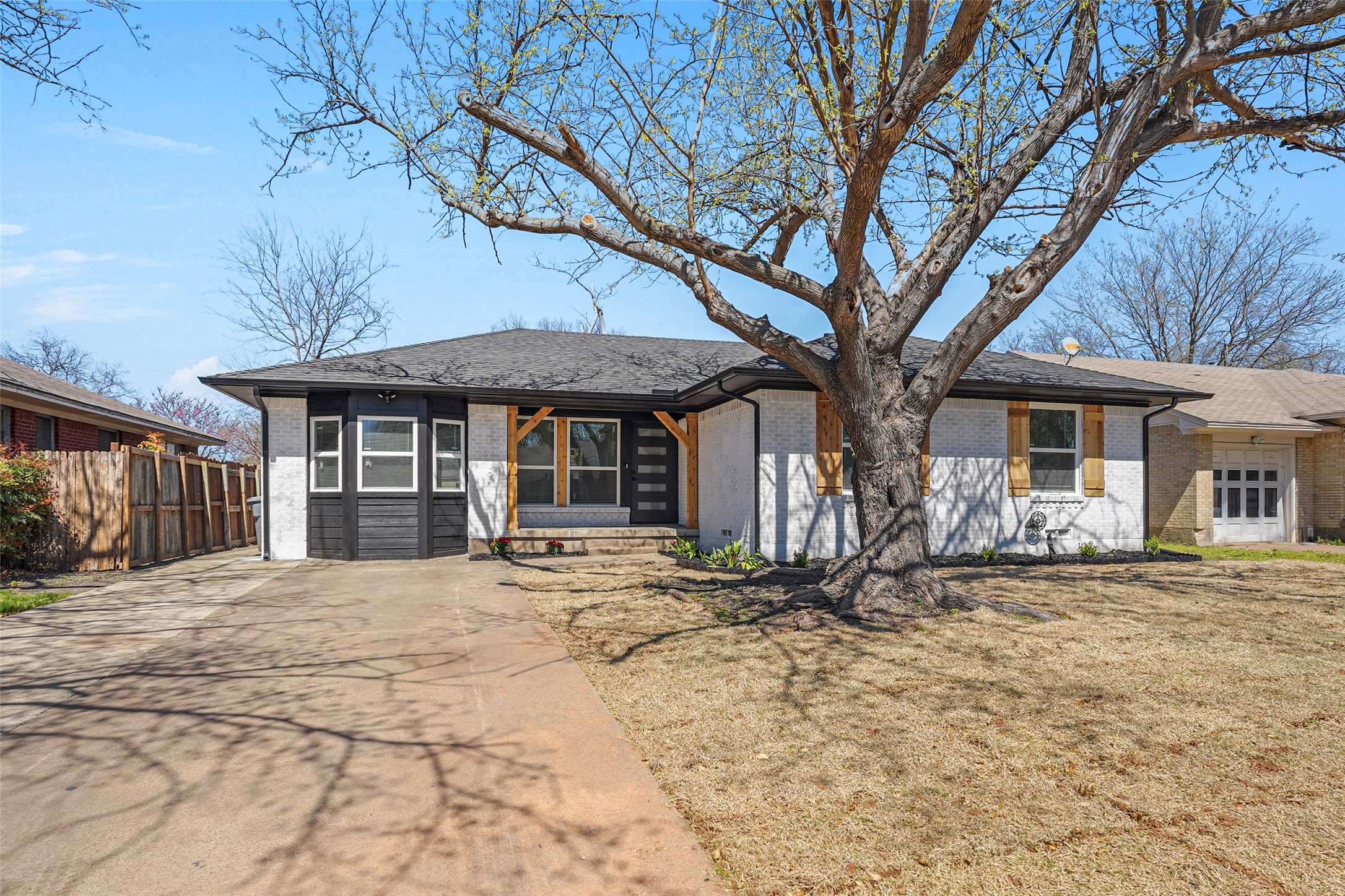 2625 Maverick Avenue Dallas TX 75228