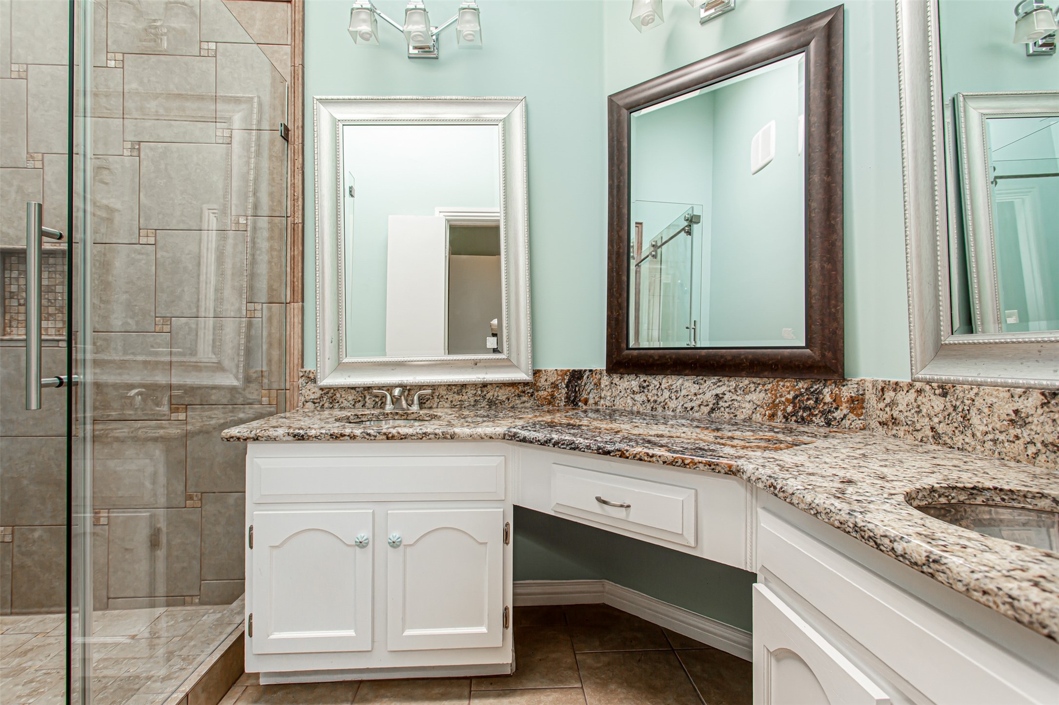 4139 Rosser Square Dallas TX 75244
