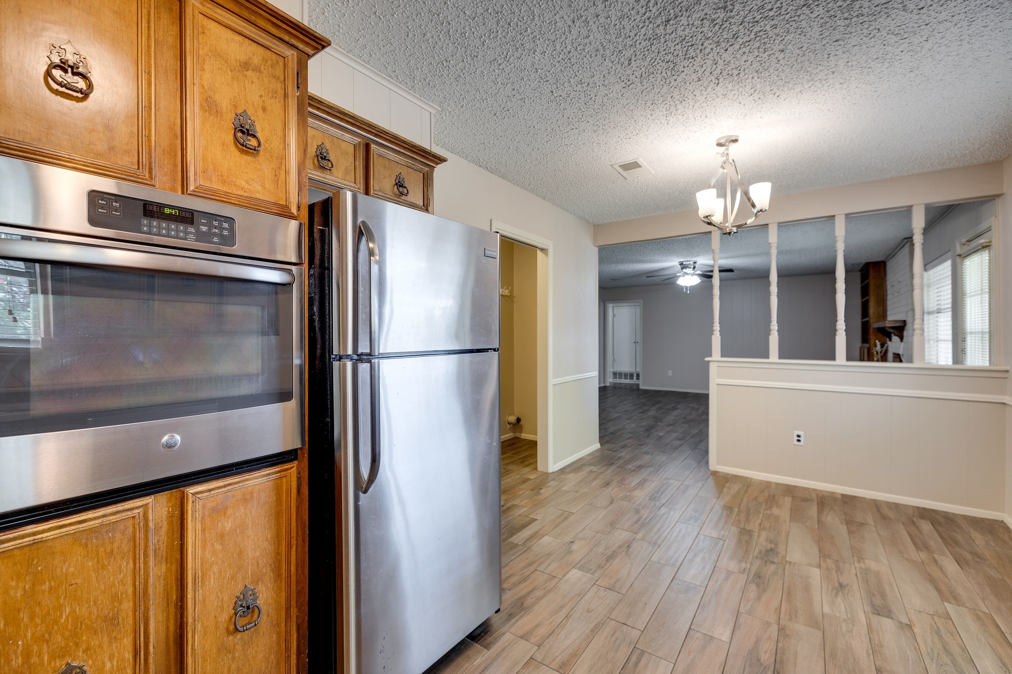 504 S Colonial Drive Cleburne TX 76033