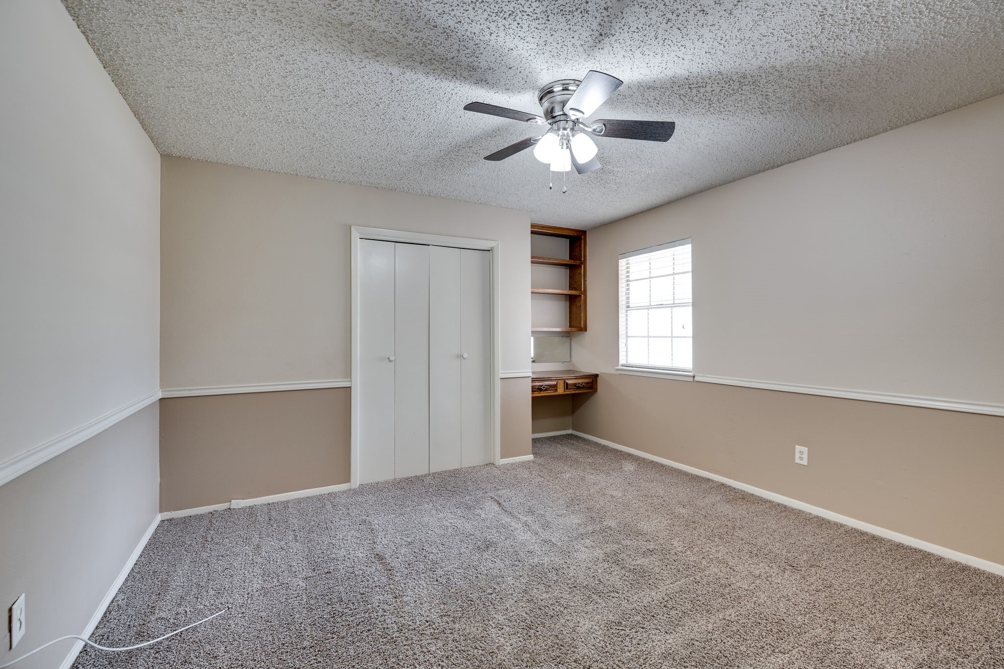 504 S Colonial Drive Cleburne TX 76033